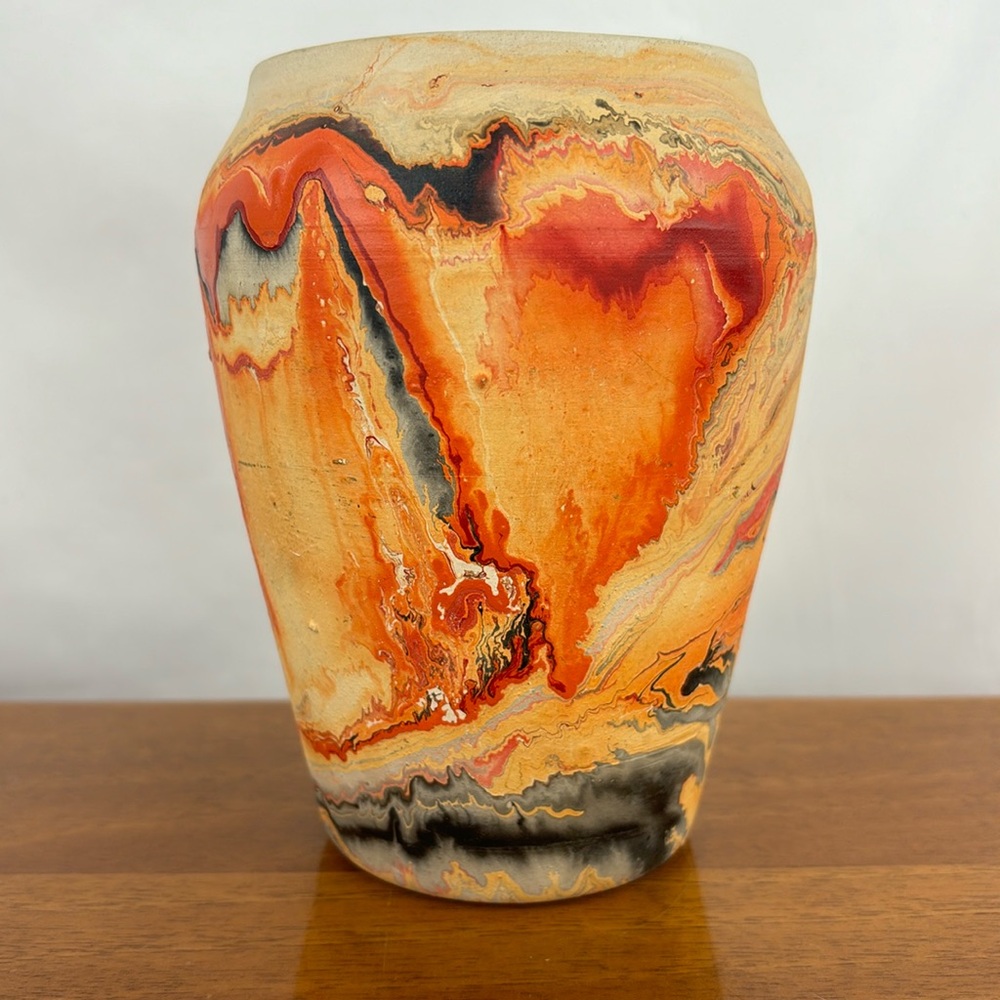 Vintage boho 1970s nimadji pottery vase